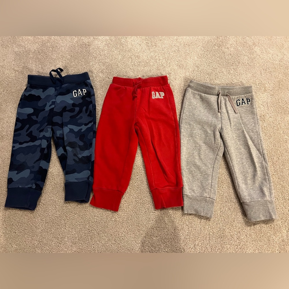 Set of 3 Gap logo pull on joggers